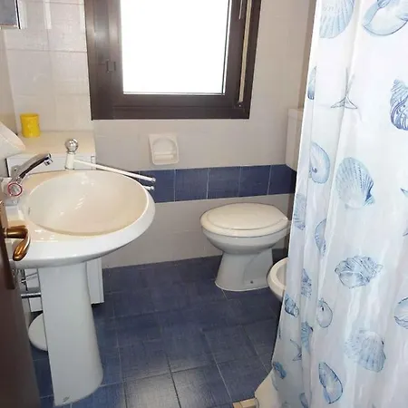 In 38255 Apartment *